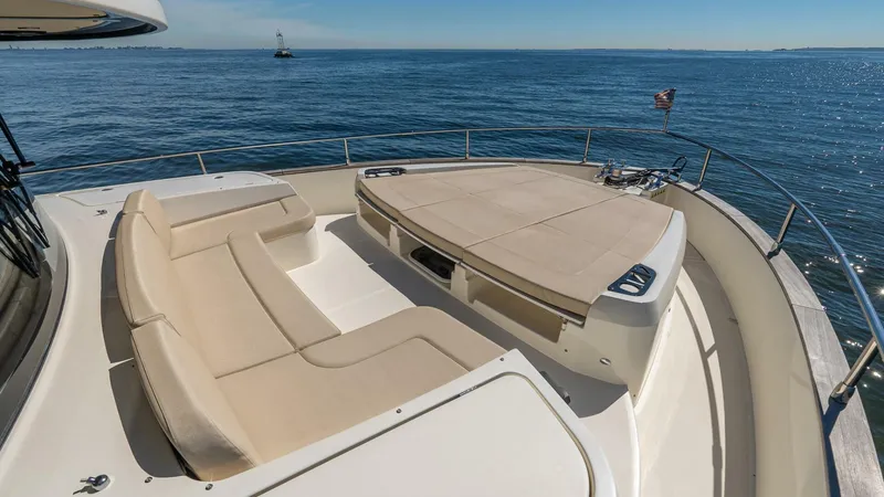 Slide: The Image of Absolute Navetta 58 2019 - 5502918