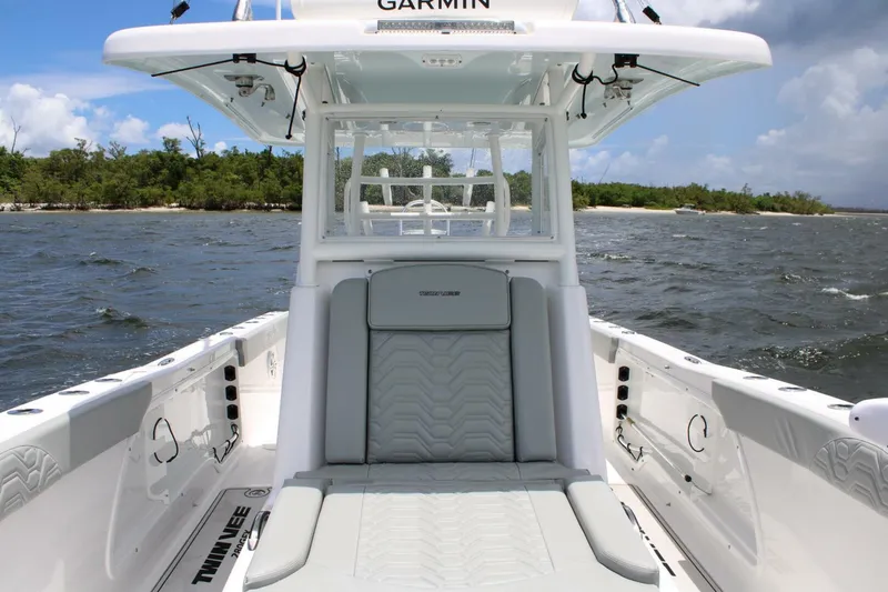 Slide: The Image of Twin Vee 38- Forward Seating 2023 Twin Vee 28 - 5503155