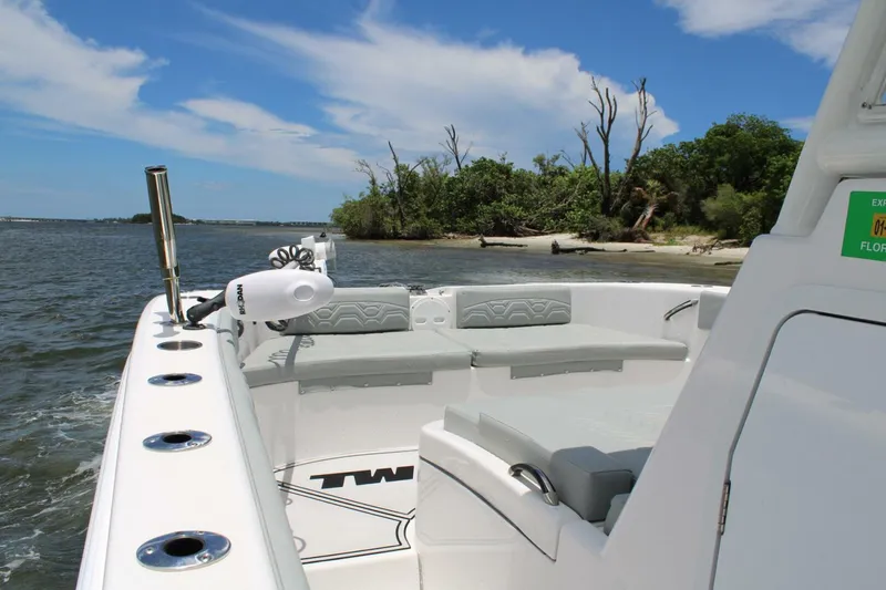 Slide: The Image of Twin Vee 38- Bow 2023 Twin Vee 28 - 5503189
