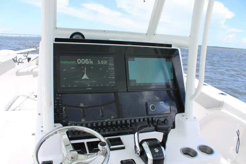 Slide: The Image of Twin Vee 38- Helm Station 2023 Twin Vee 28 - 5503157