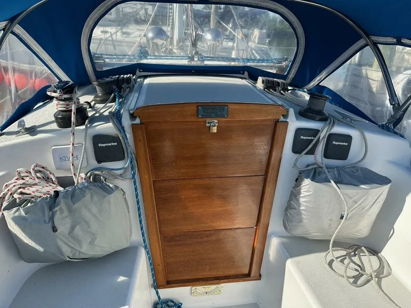 Slide: The Image of Tartan 31 1988 - 5503253