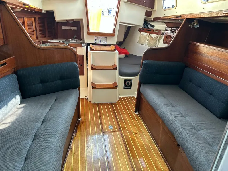 Slide: The Image of Tartan 31 1988 - 5503271