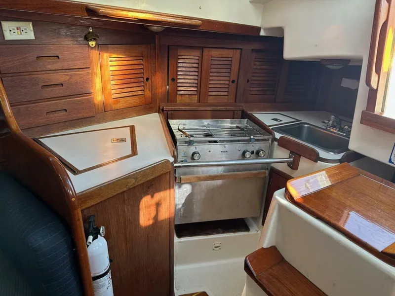 Slide: The Image of Tartan 31 1988 - 5503270