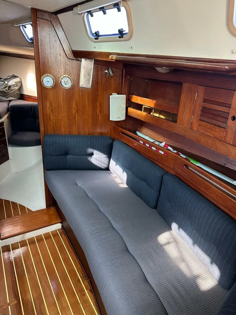 Slide: The Image of Tartan 31 1988 - 5503272