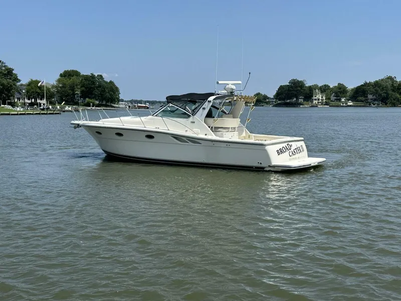 Slide: The Image of Tiara 3500 Open 1998 - 5503394