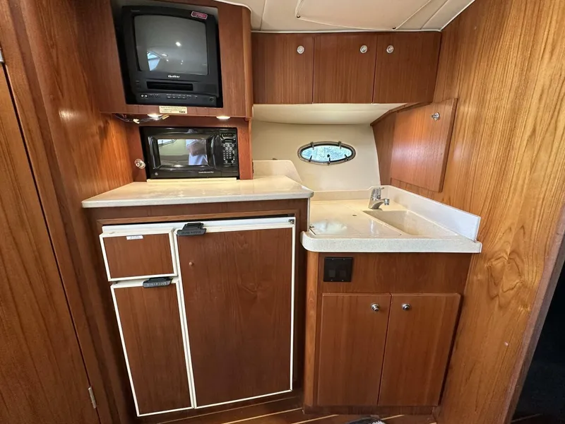 Slide: The Image of Tiara 3500 Open 1998 - 5503408