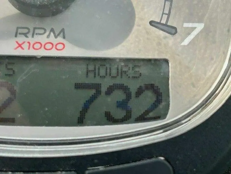 Slide: The Image of Cruisers 340 Express 2004 - 5503546