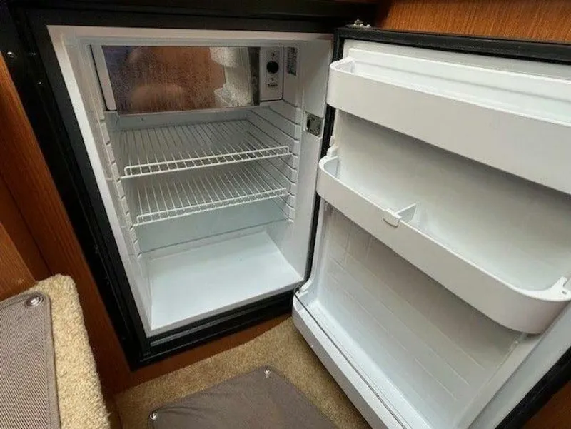 Slide: The Image of Cruisers 340 Express 2004 - 5503555