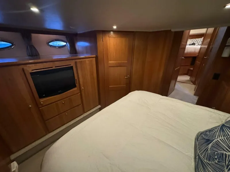 Slide: The Image of Navigator 5100 Pilothouse 2007 - 5503632