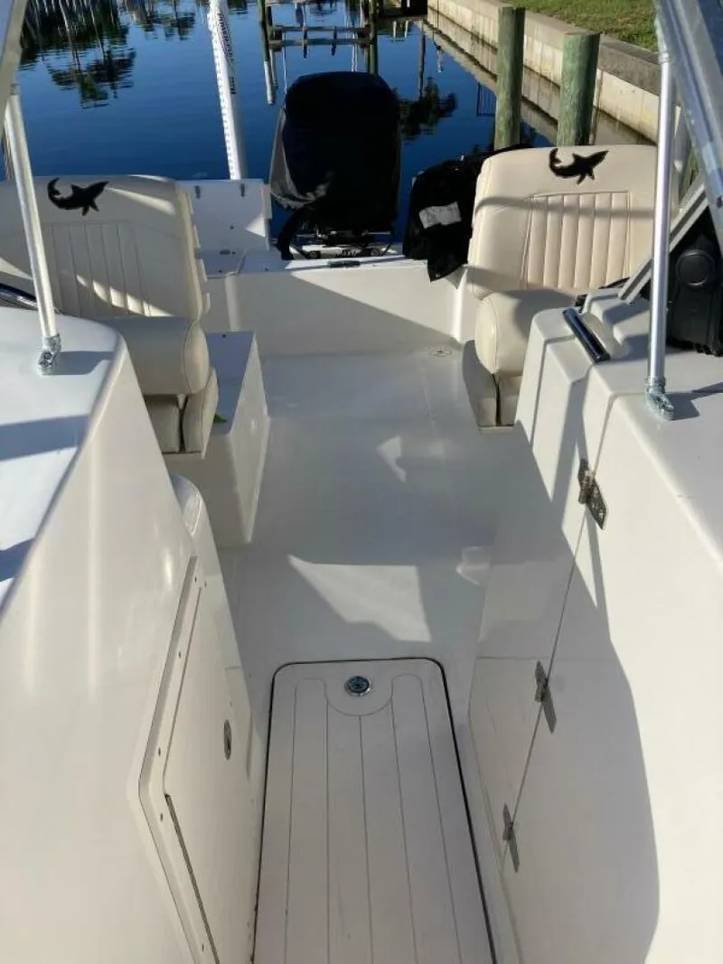 Slide: The Image of Mako 215 Dual Console 2006 - 5505058