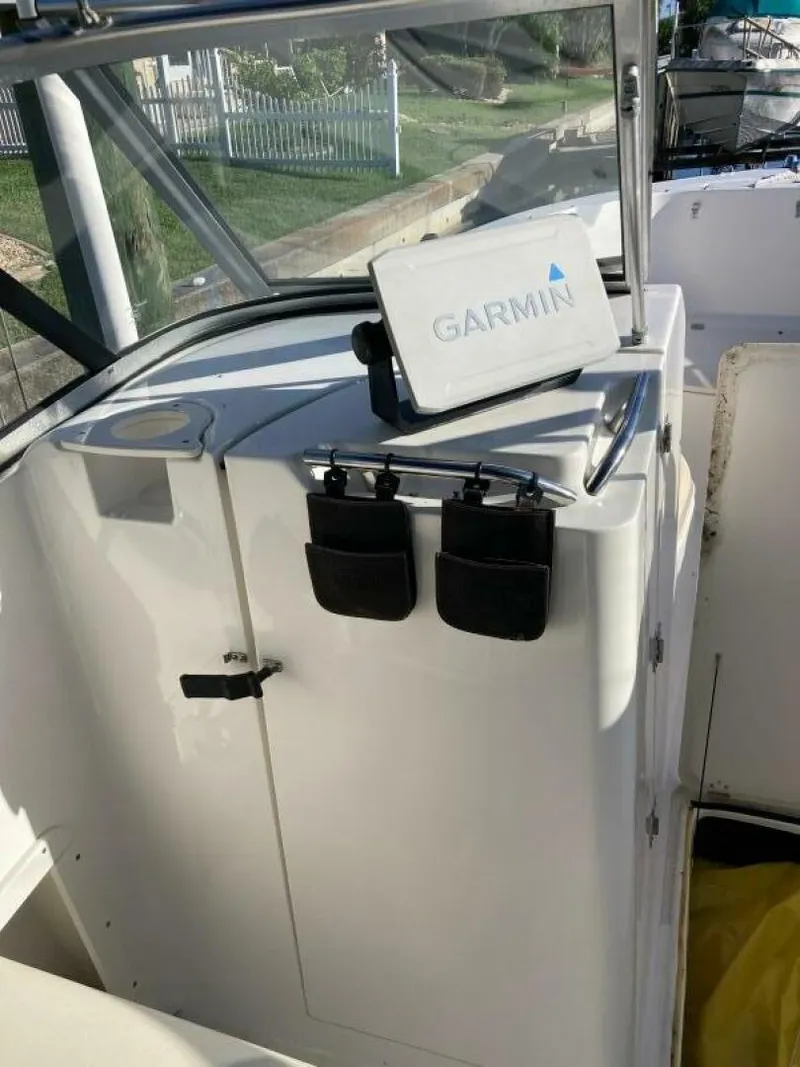 Slide: The Image of Mako 215 Dual Console 2006 - 5505062