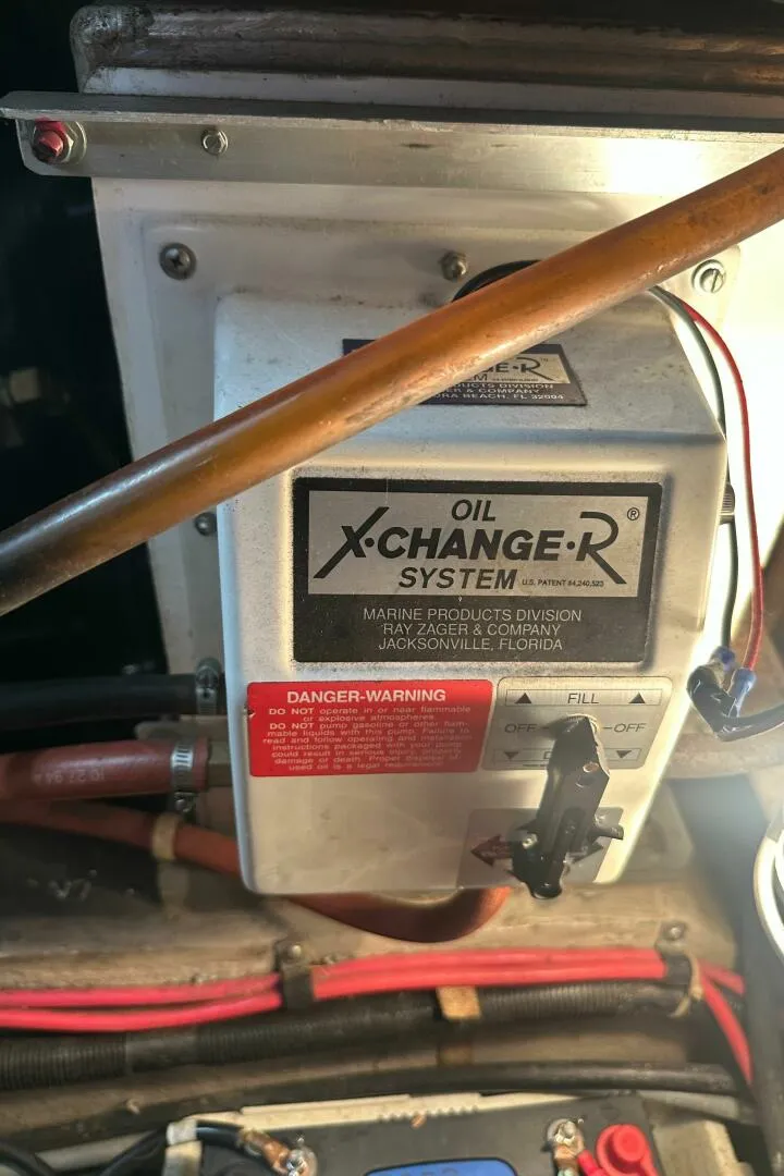 Slide: The Image of Carver Yachts 3807 Aft Cabin 1991 - 5505332