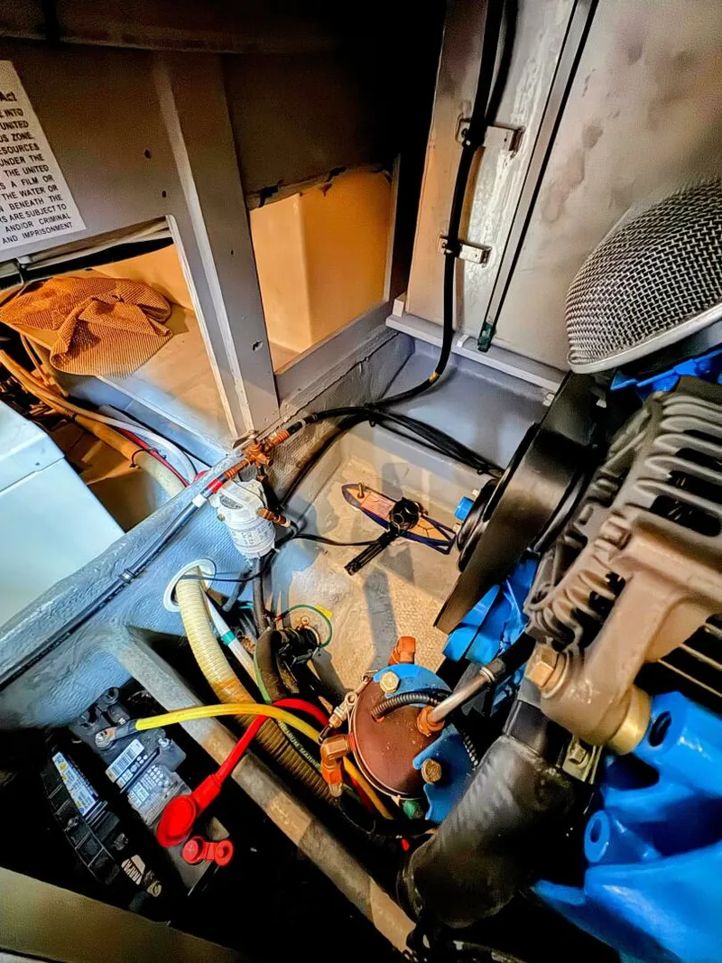 Slide: The Image of Silverton 35 Motor Yacht 2005 - 5505418