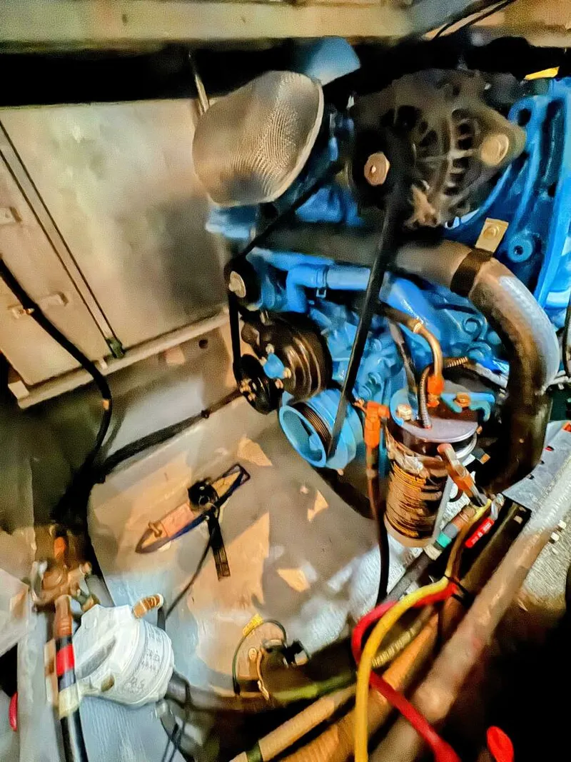 Slide: The Image of Silverton 35 Motor Yacht 2005 - 5505420