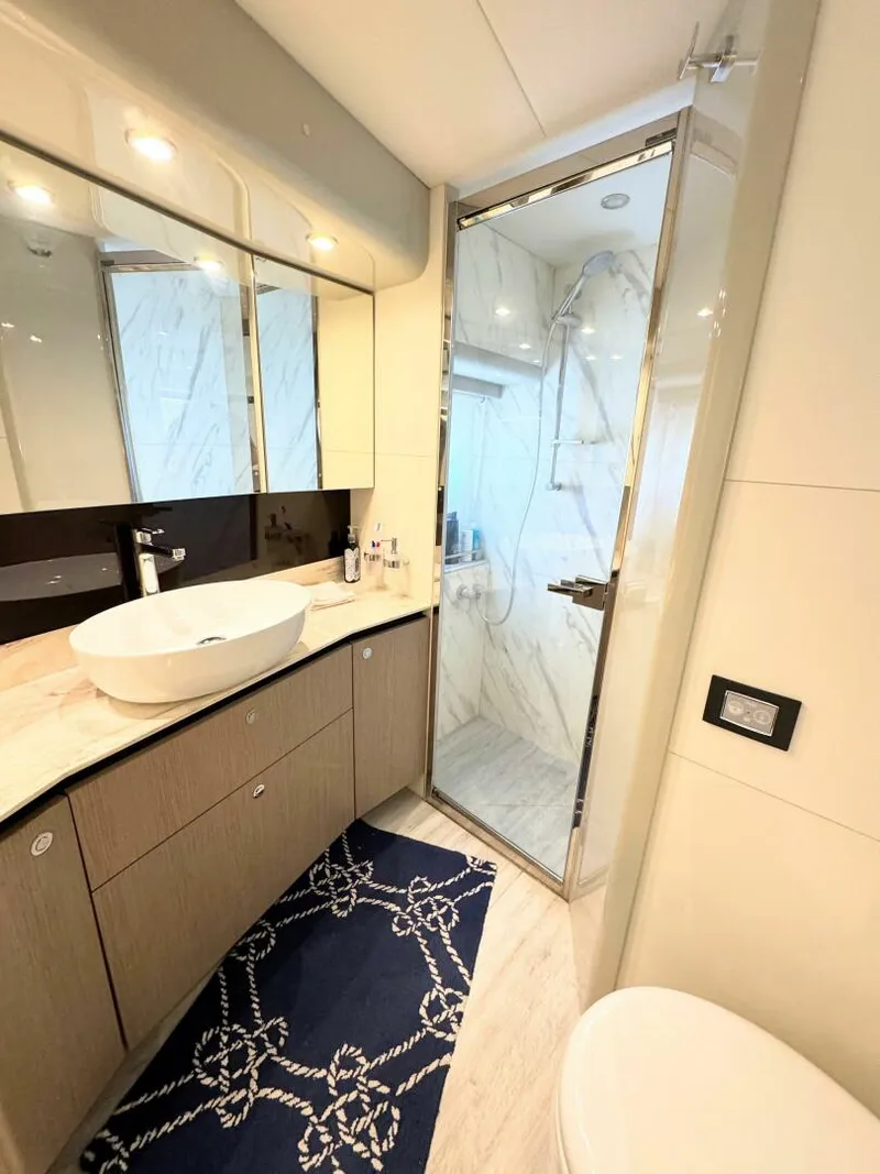 Slide: The Image of Absolute 48 Navetta 2021 - 5546178