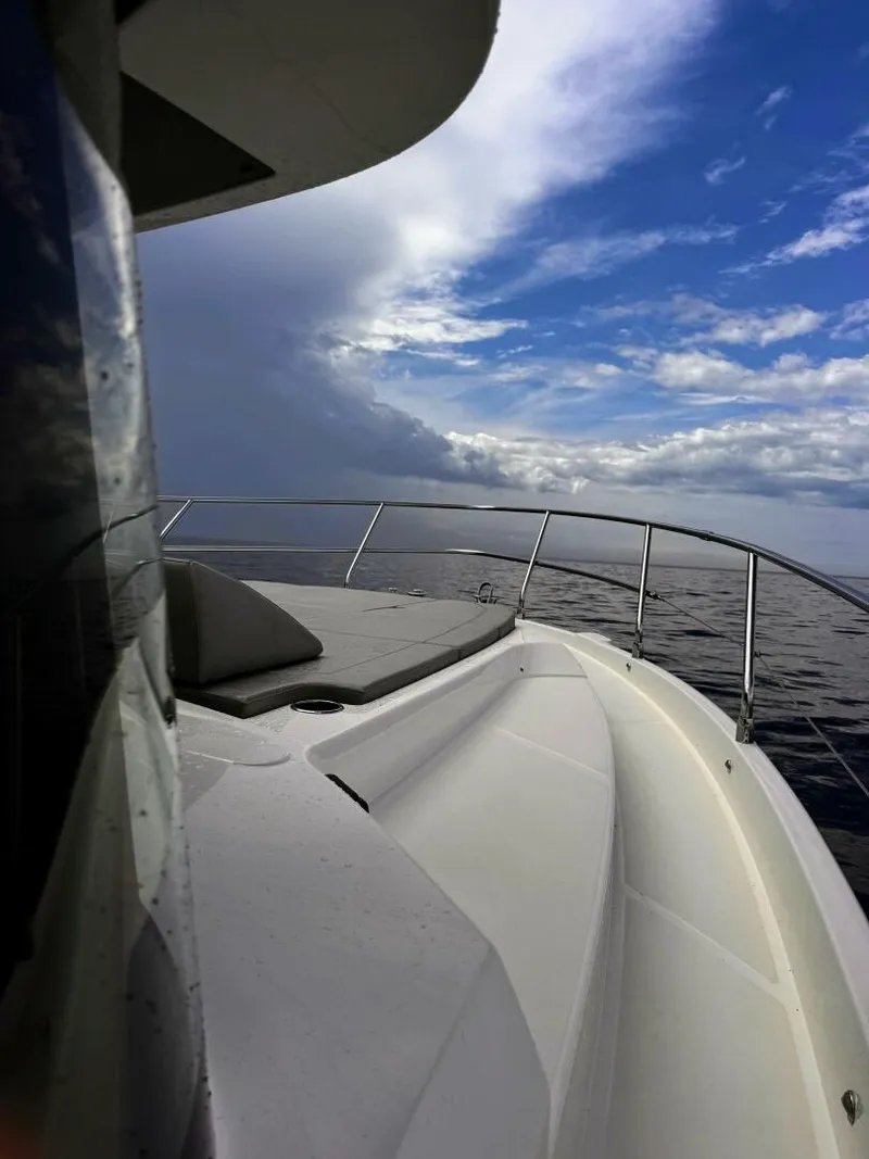 Slide: The Image of Absolute 48 Navetta 2021 - 5546203