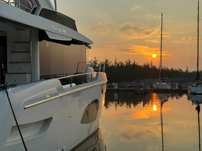 Slide: The Image of Absolute 48 Navetta 2021 - 5546209