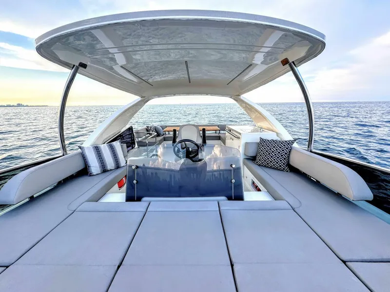 Slide: The Image of Absolute 48 Navetta 2021 - 5546134