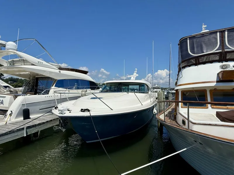 Slide: The Image of Tiara C44 Coupe 2017 - 5505828