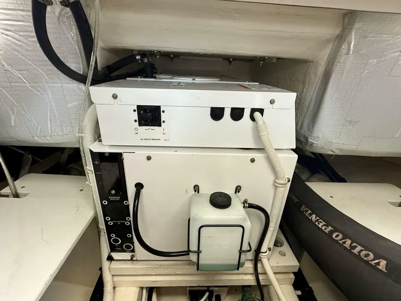 Slide: The Image of Tiara C44 Coupe 2017 - 5505933