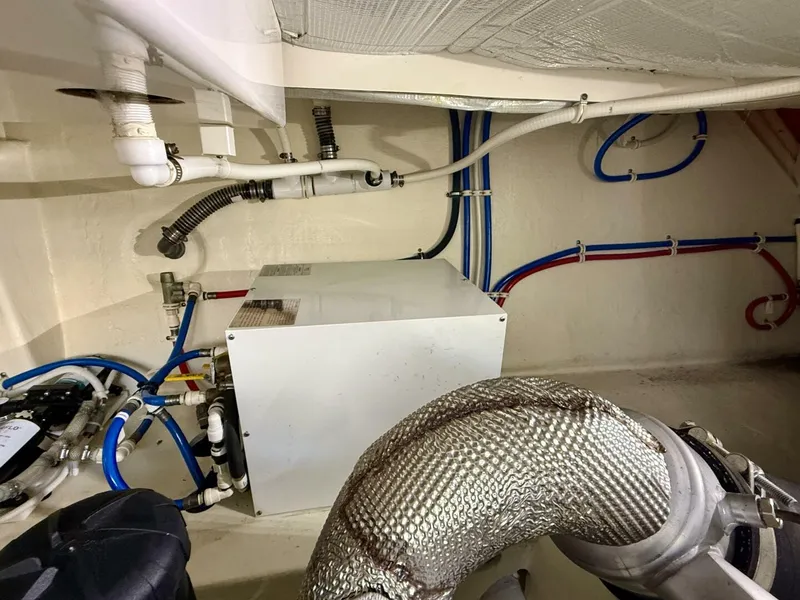 Slide: The Image of Tiara C44 Coupe 2017 - 5505938