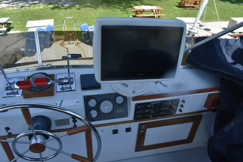 Slide: The Image of Marinette 39 Double Cabin 1985 - 5505843