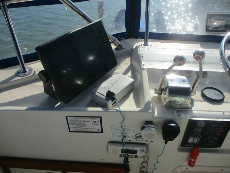 Slide: The Image of Hatteras 43 1986 - 5506300