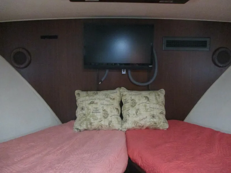 Slide: The Image of Hatteras 43 1986 - 5506317