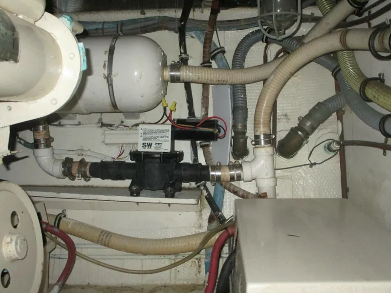 Slide: The Image of Hatteras 43 1986 - 5506328