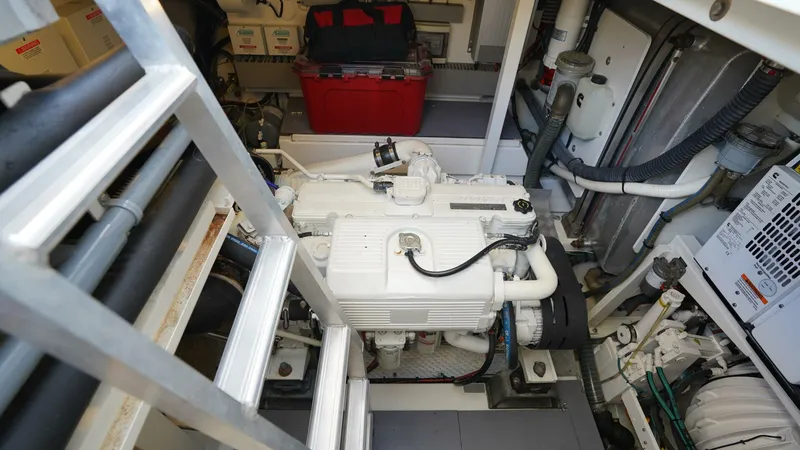 Slide: The Image of Prestige 550 Flybridge 2015 - 5506125