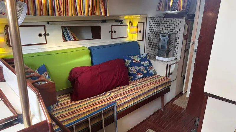 Slide: The Image of Pearson 365 Ketch 1977 - 5506105