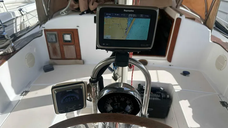 Slide: The Image of Pearson 365 Ketch 1977 - 5506065