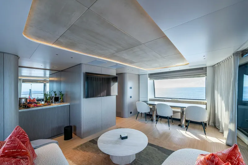 Slide: The Image of Benetti 34M OASIS 2023 - 5506947