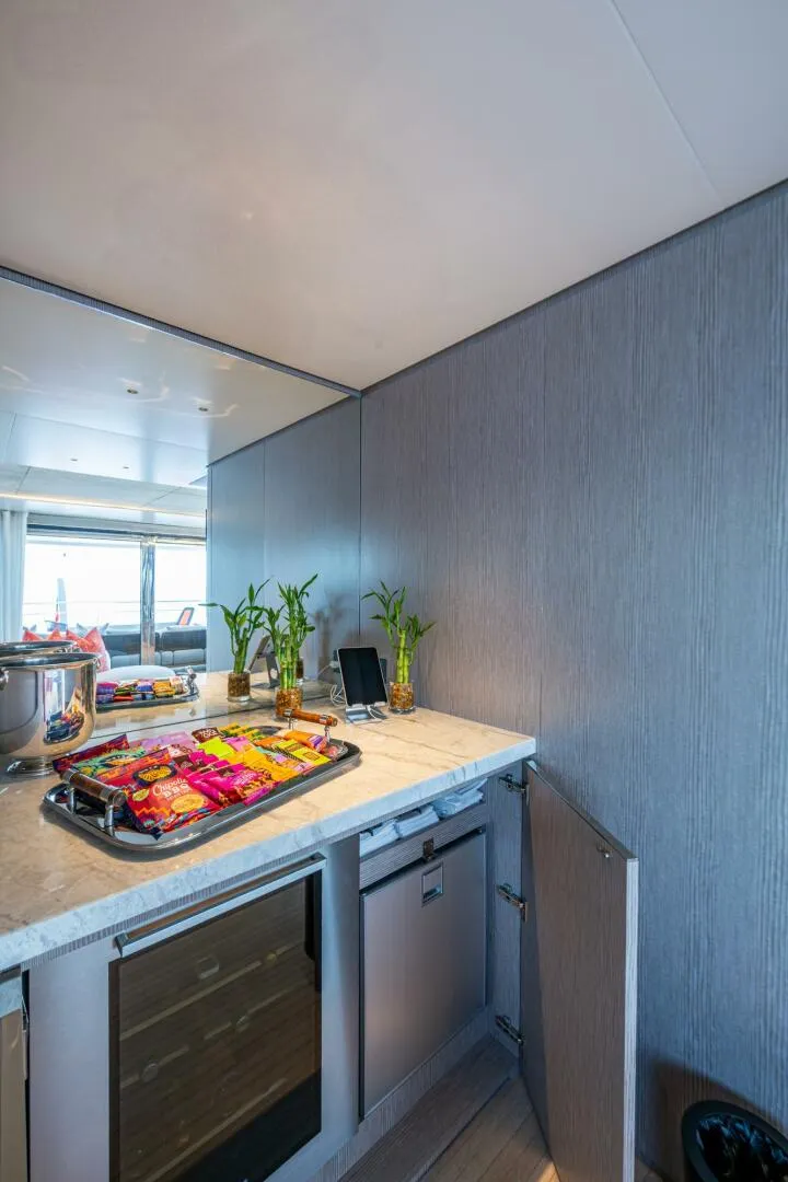 Slide: The Image of Benetti 34M OASIS 2023 - 5506948