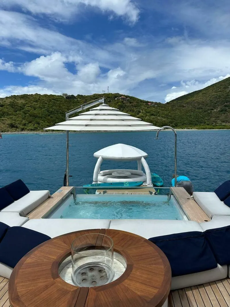 Slide: The Image of Benetti 34M OASIS 2023 - 5507166