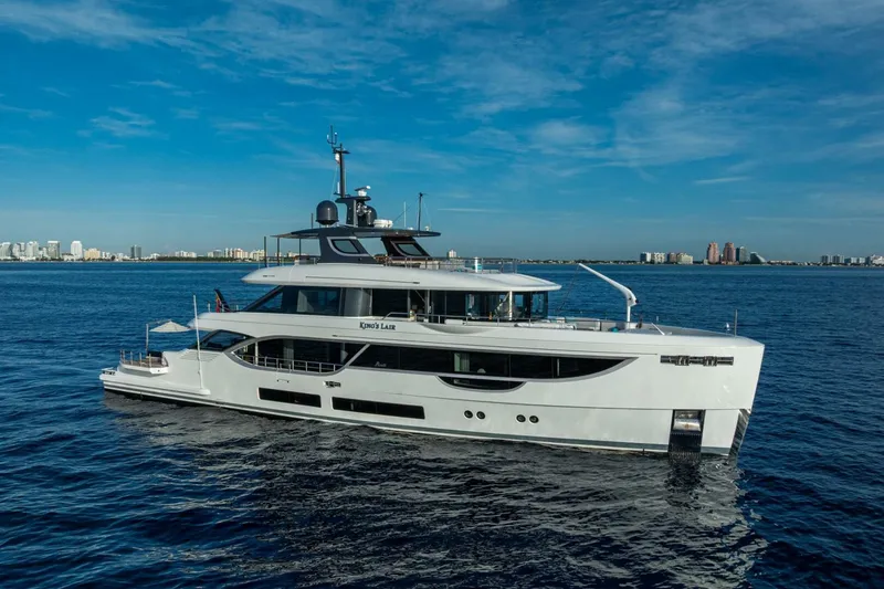 Slide: The Image of Benetti 34M OASIS 2023 - 5506768