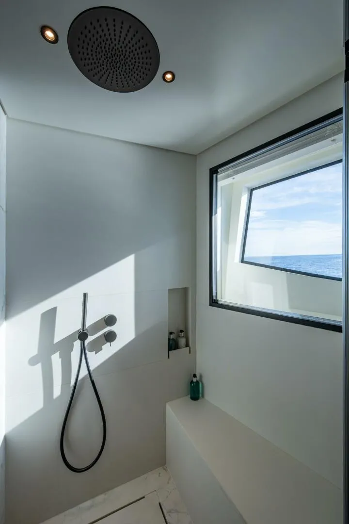 Slide: The Image of Benetti 34M OASIS 2023 - 5506884