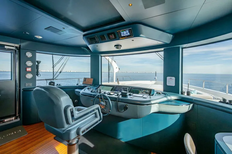 Slide: The Image of Benetti 34M OASIS 2023 - 7647503