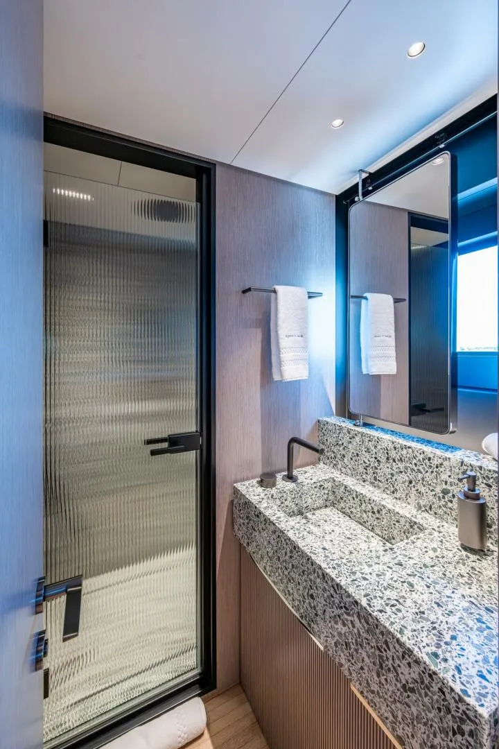 Slide: The Image of Benetti 34M OASIS 2023 - 5506901