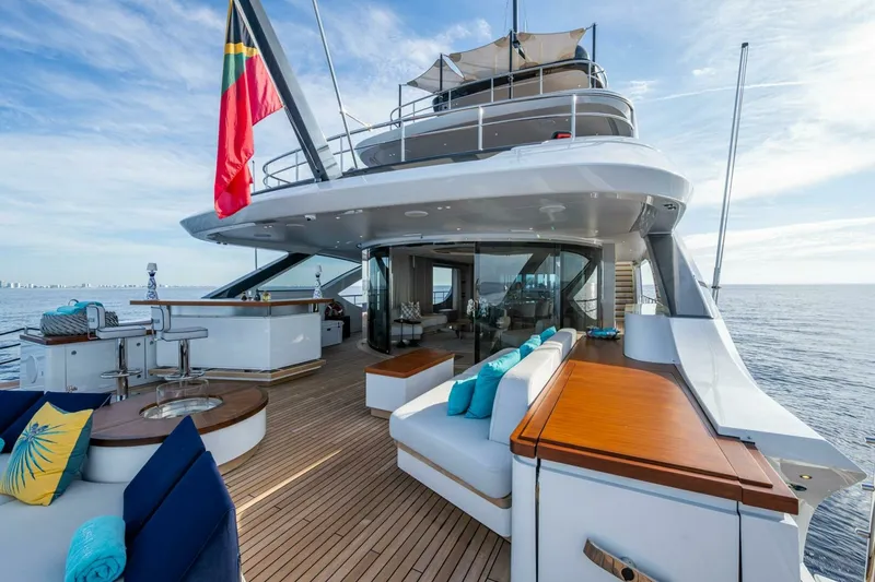Slide: The Image of Benetti 34M OASIS 2023 - 7647428