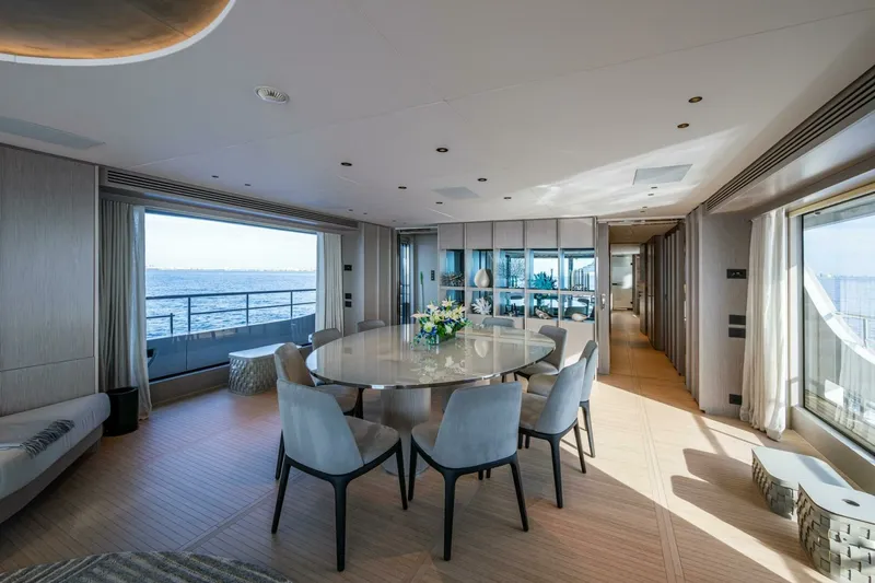 Slide: The Image of Benetti 34M OASIS 2023 - 7647443
