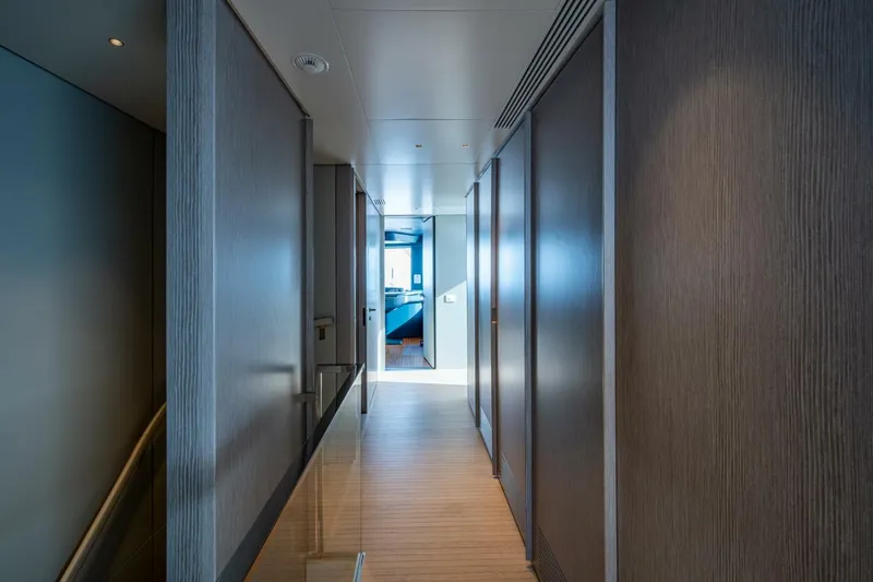 Slide: The Image of Benetti 34M OASIS 2023 - 5506943