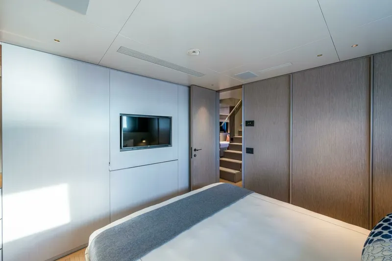 Slide: The Image of Benetti 34M OASIS 2023 - 7647488