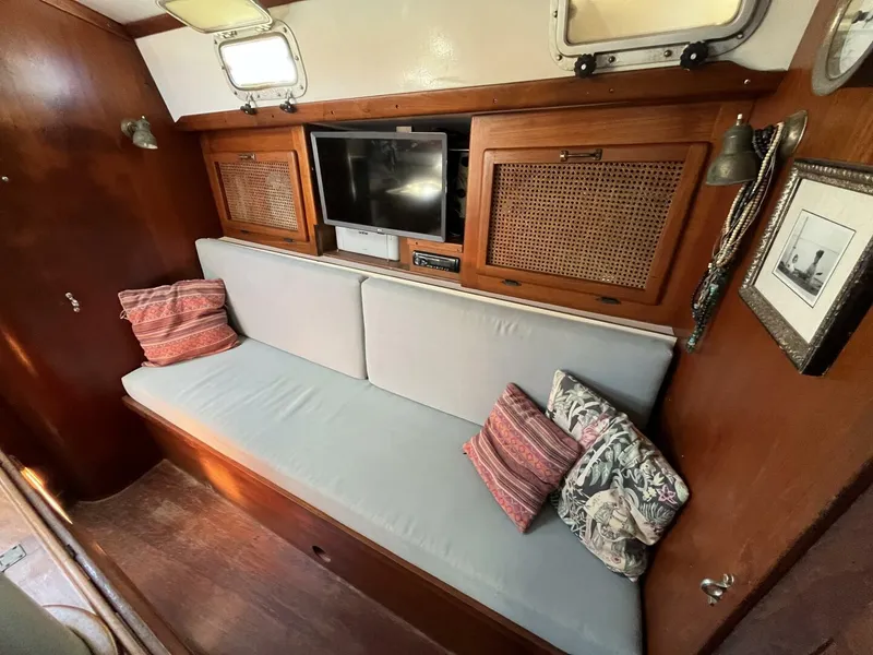 Slide: The Image of Southern Cross 39 1986 - 5506837