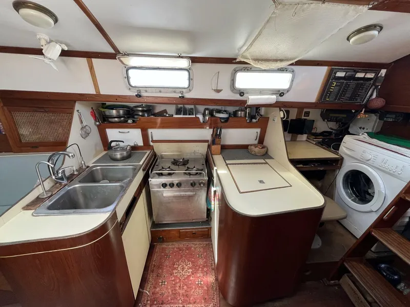 Slide: The Image of Southern Cross 39 1986 - 5506845