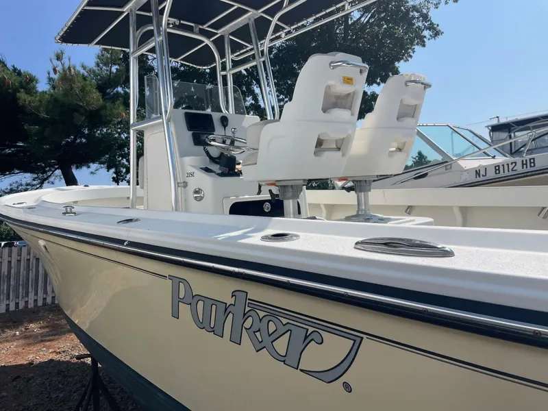 Slide: The Image of Parker Marine 2100 Special Edition 2015 - 5600914