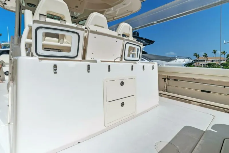 Slide: The Image of 2021 Grady-White 376 Canyon - Galloway's Group - Deluxe Lean Bar - 5507654