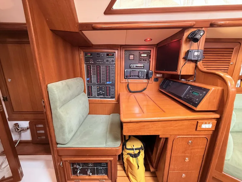 Slide: The Image of Hylas 46 Center Cockpit 2008 - 5549658