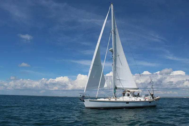 Slide: The Image of Hylas 46 Center Cockpit 2008 - 5507941