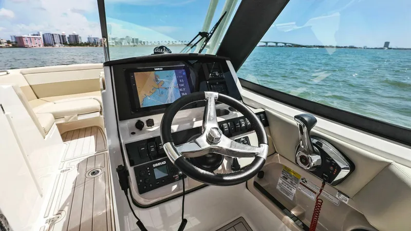 Slide: The Image of 2023 Boston Whaler 240 Vantage - Helm - 5538669